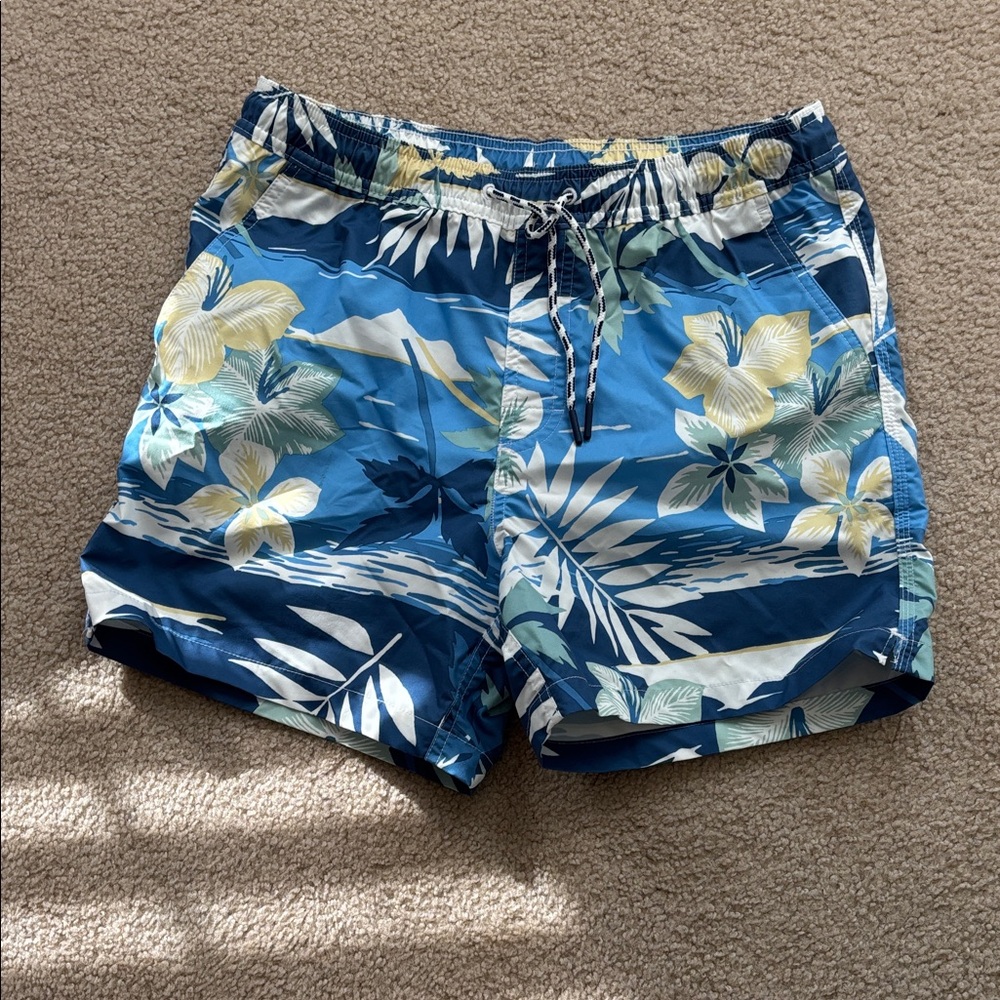 American Eagle Outfitters Blue Floral Men’s Swim Trunks with mesh lining